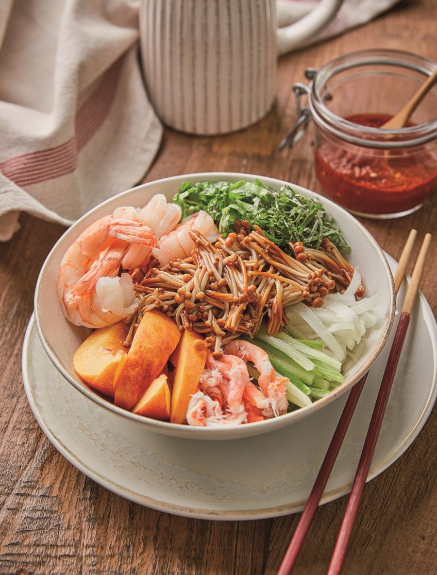 황금팽이 비빔국수